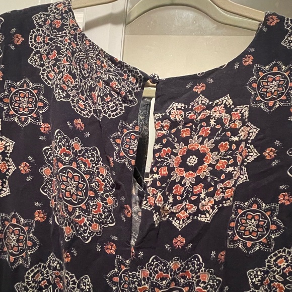 100% to NON-PROFIT Torrid Skater Dress Medallion print Sz 2 Soft & flowy - Picture 3 of 4